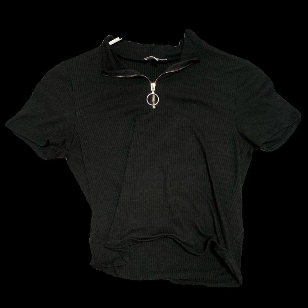 Black cropped zip collar top